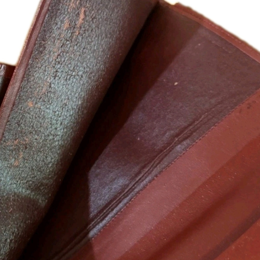Cartier Must de Cartier Burgundy (Unisex) Leather Bi-fold Long Wallet ( EUC) - Picture 6 of 7